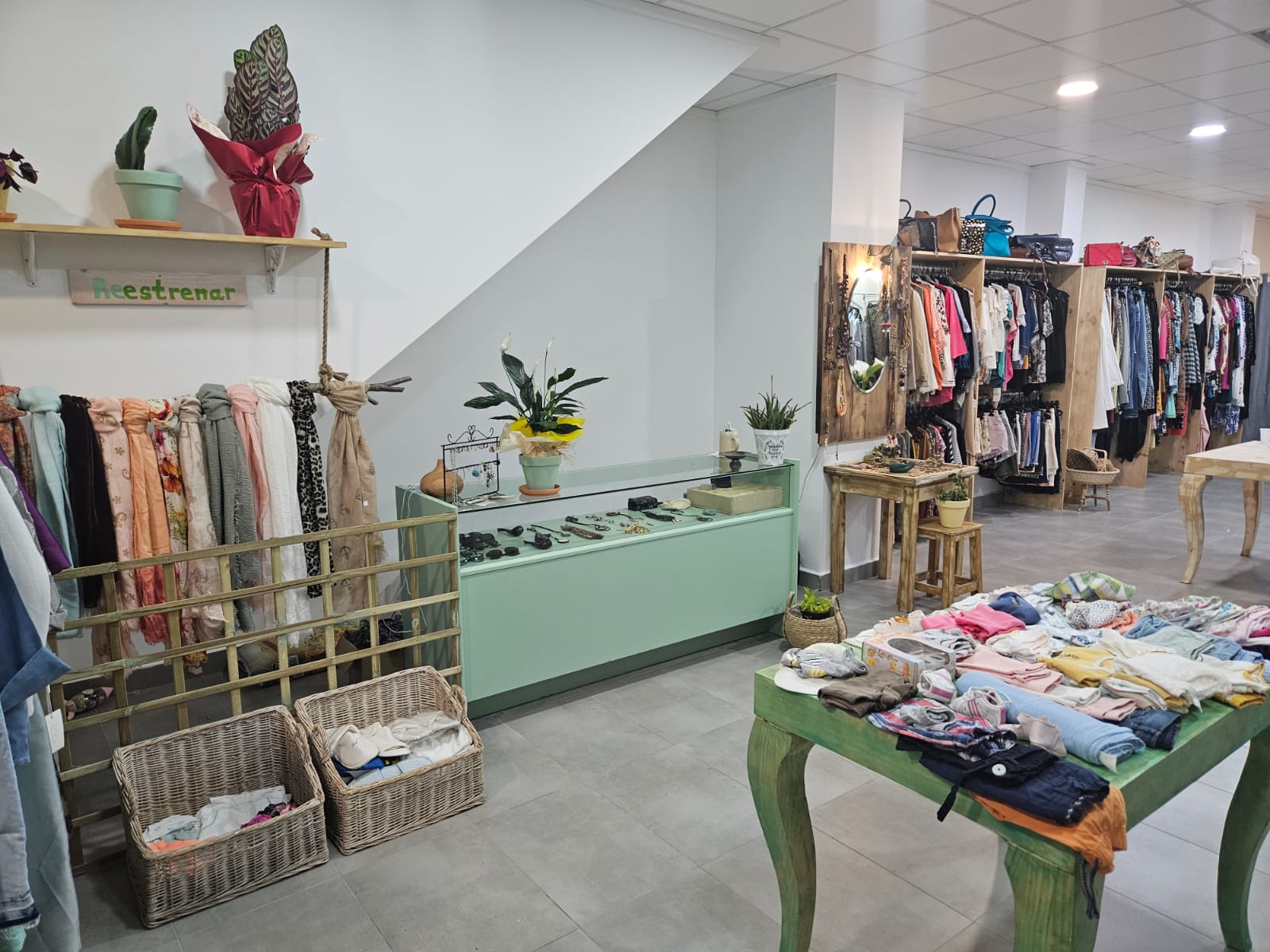 La Hormiga Vintage, en Oliva